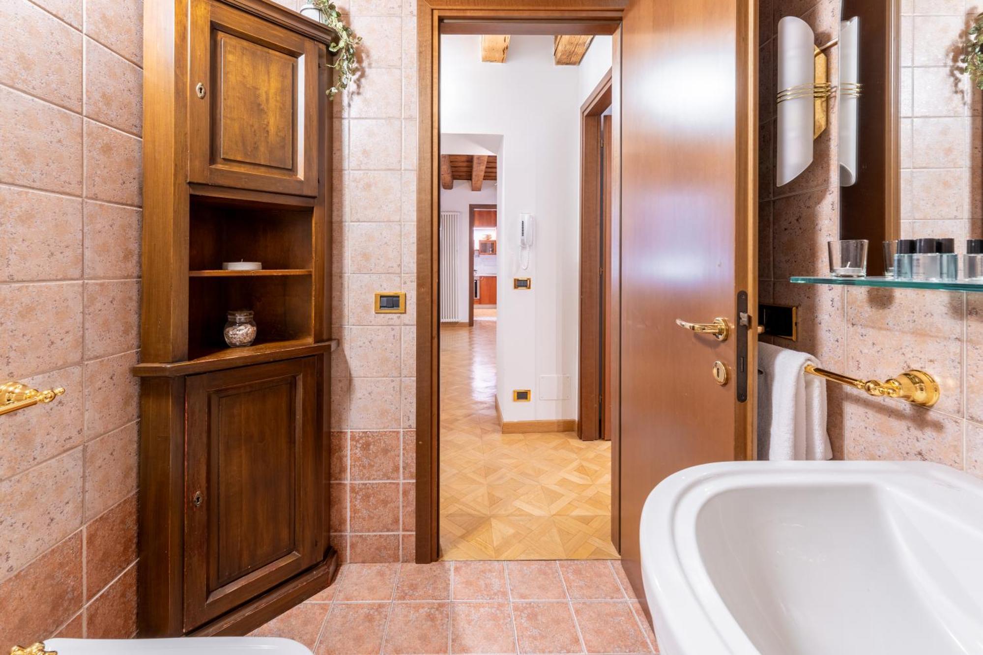 Sgarzerie Luxury Flat 2 Rooms 120Mq ヴェローナ エクステリア 写真