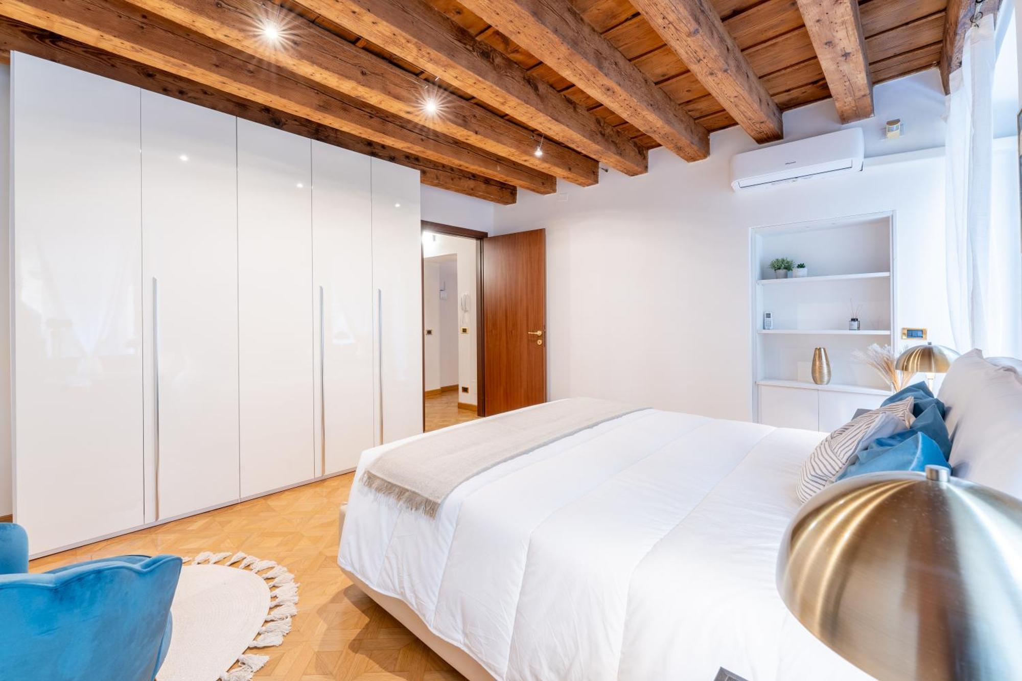 Sgarzerie Luxury Flat 2 Rooms 120Mq ヴェローナ エクステリア 写真